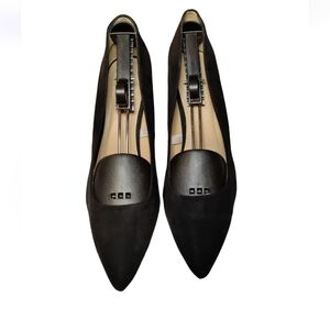 A New Day Pointed too heels